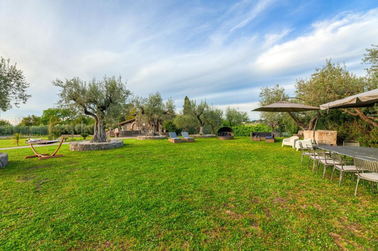 Roman Oasis Villa Ciampino Exterior photo